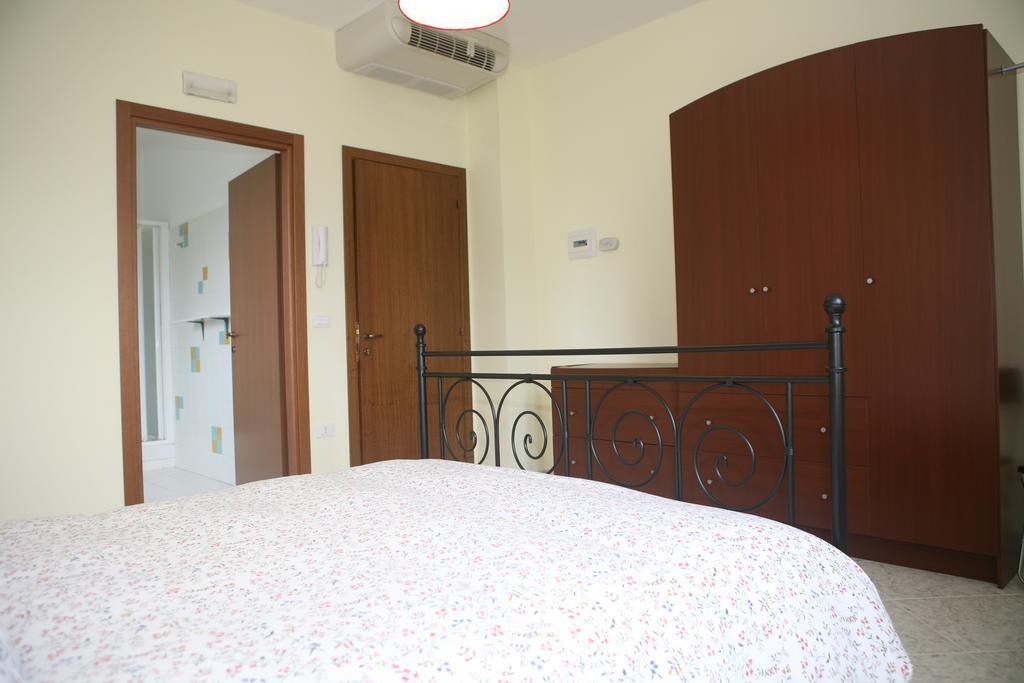 B&B La Collina Degli Ulivi Civitella Del Tronto Eksteriør bilde