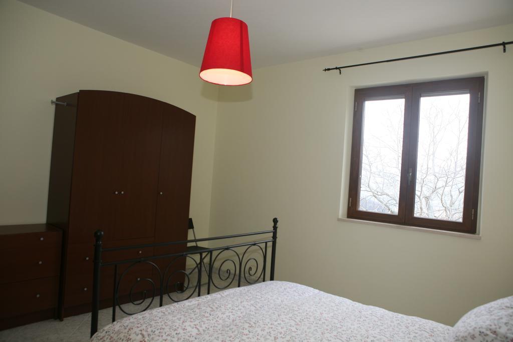 B&B La Collina Degli Ulivi Civitella Del Tronto Eksteriør bilde